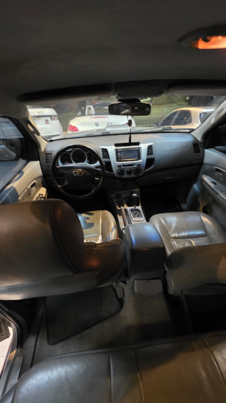 Toyota Hilux SRV 3.0 Turbo Diesel 4x4 - 2006