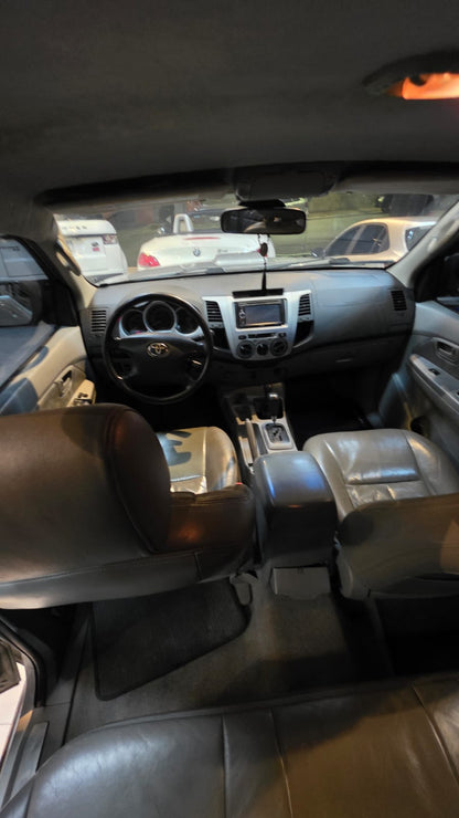 Toyota Hilux SRV 3.0 Turbo Diesel 4x4 - 2006