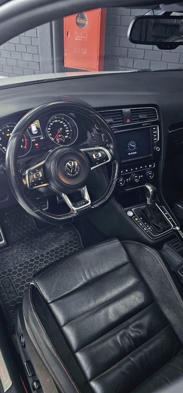 Volkswagen Golf GTI 2015