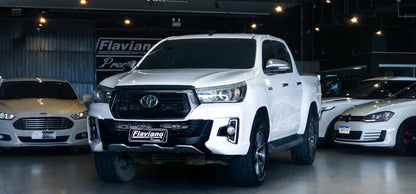 Toyota Hilux SR 2.8 Turbo Diesel 4x4 AT – 2017 | Com Kit SRX