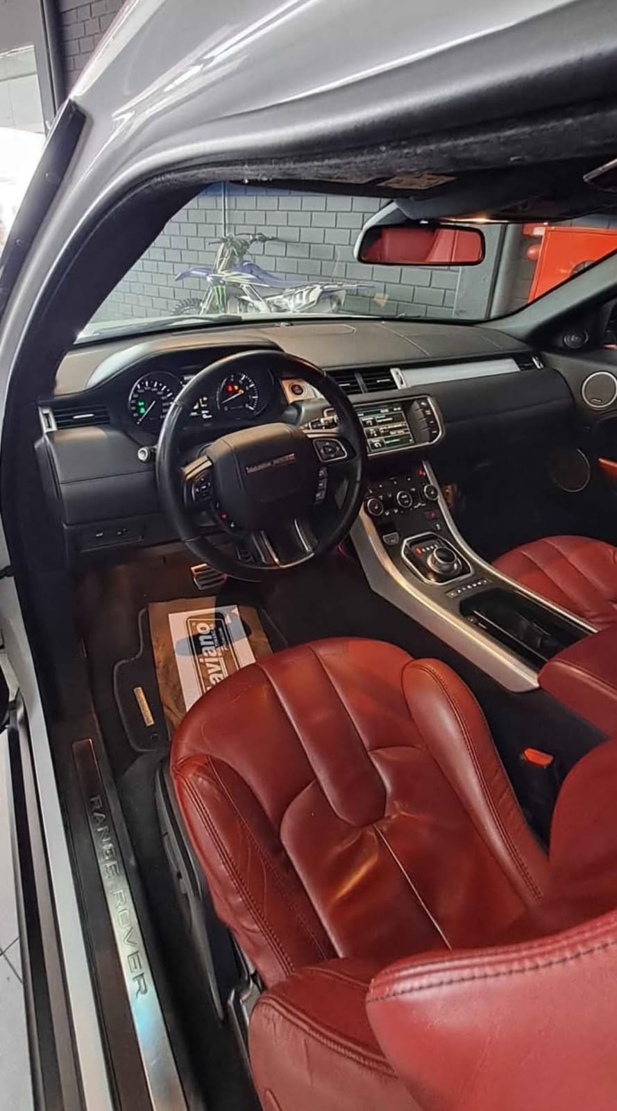 Land Rover Evoque 2012